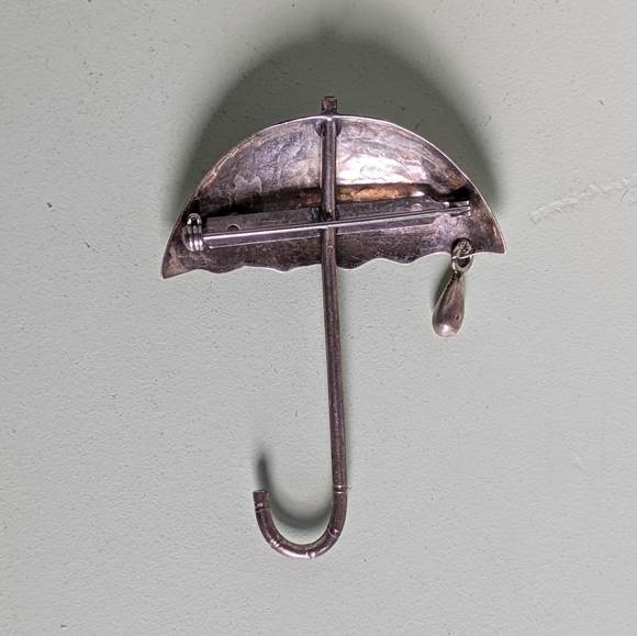 Vintage Sterling Silver Umbrella with Raindrop Brooch Costume Jewelry - Picture 2 of 5
